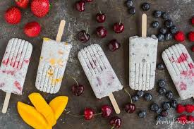 CSUAED's tweet image. If you find yourself craving something sweet and cool try making these Strawberry Coconut Chia Popsicles! They are delicious and full of nutrients with a lot less sugar than traditional summer desserts. Guaranteed to make your heart smile this summer 😄
nutritioncenter.chhs.colostate.edu/resources/file…