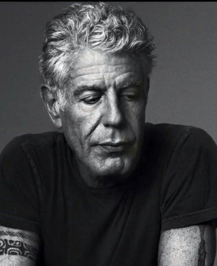Estoy en shock con la noticia. Los demonios internos suelen ser demasiado malditos, incluso para alguien con tanto angel.  #RIPBourdain