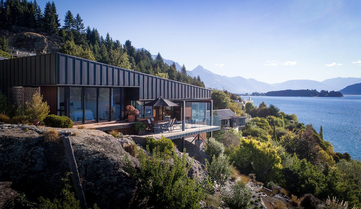 barrycondon's tweet photo. Very pleased to announce our Kelvin Heights House Queenstown took out a Residential Award last night at the @NZIArchitects Southern #Architecture Awards. Our thanks to the client and all involved in the build especially Trevor Ward Builders for their great work.

#condonscott https://t.co/lm6TDxnouy