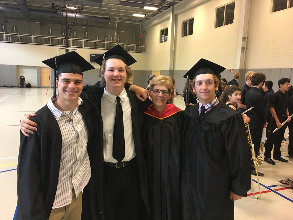 DrKrisBrown's tweet photo. Getting ready for graduation! Mrs. Mischo and some of her finest Business Administration students! #SHHS2018 #graduation2018 https://t.co/jcC8gGSU1d