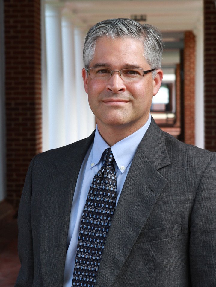 IBiS_Darden's tweet photo. Check out "Anticipating Business Risk in the New Social Media Landscape" - new thought leadership @Conferenceboard by Professor @brianmoriarty42 and @BattenInstitute Fellow @BarieCarmichael: https://t.co/QqOy3acfDC https://t.co/oB4bCwe2Gw
