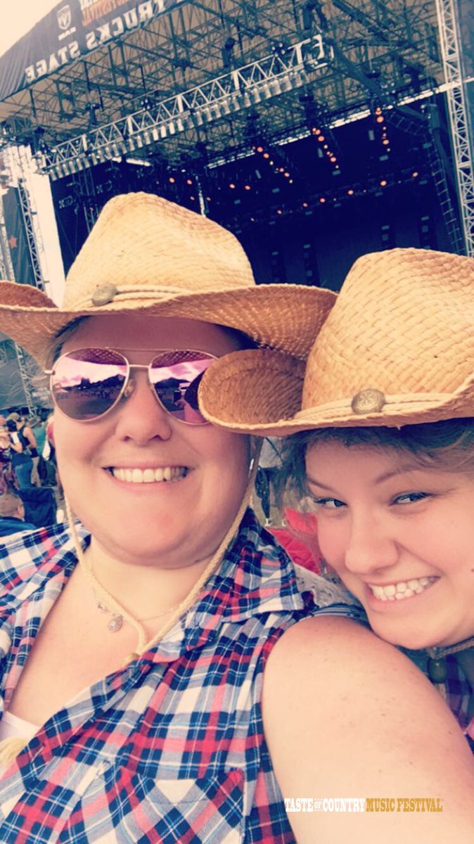 jraiche82's tweet photo. #ToCFest #selfie ⁦@ToCFestival⁩ https://t.co/Xj5v6RjvB4