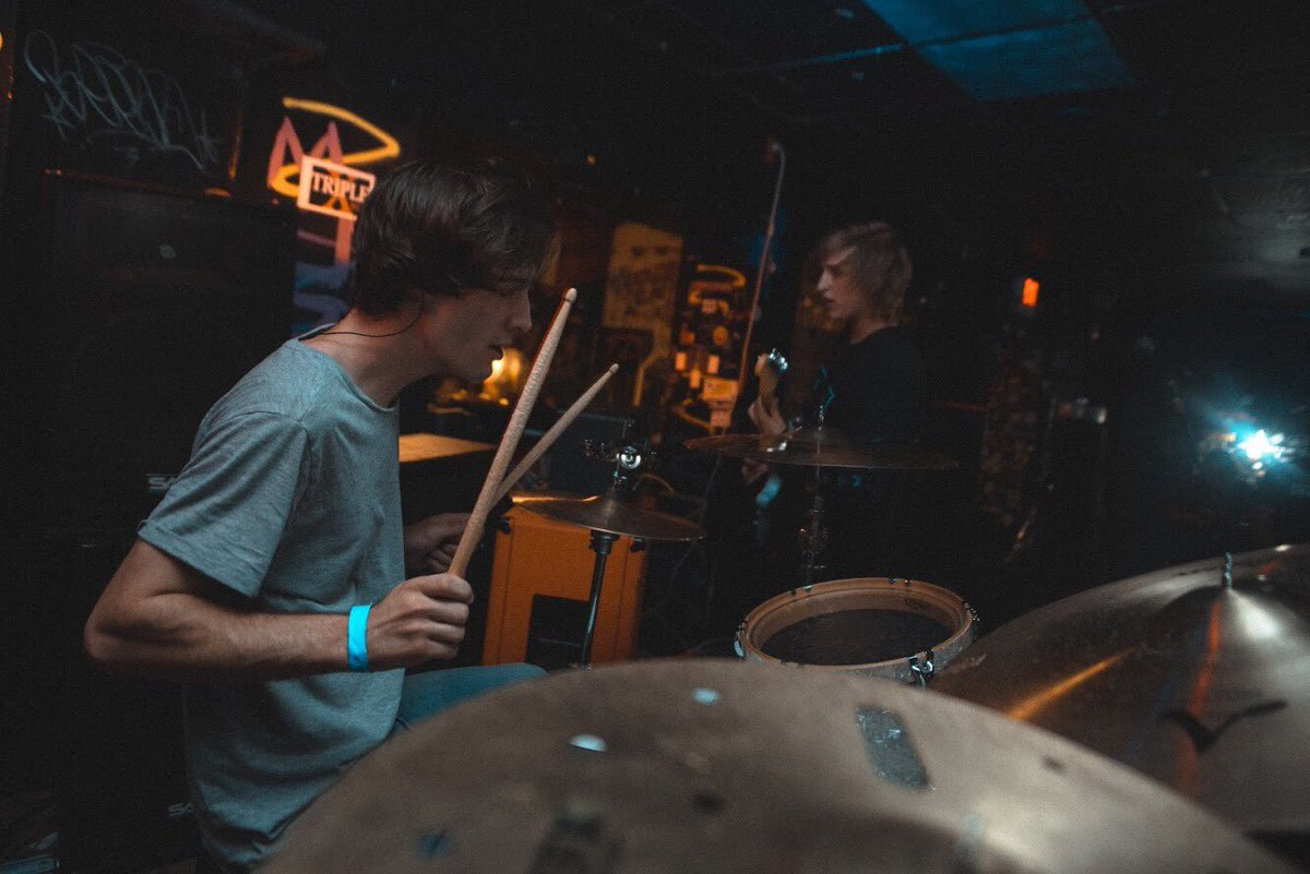 House show tonight w/ <a href="/hungoverband/">Hungover</a> in Richmond, VA. Ready to get rowdy. DM for address. 

📷: @gee_vargas_