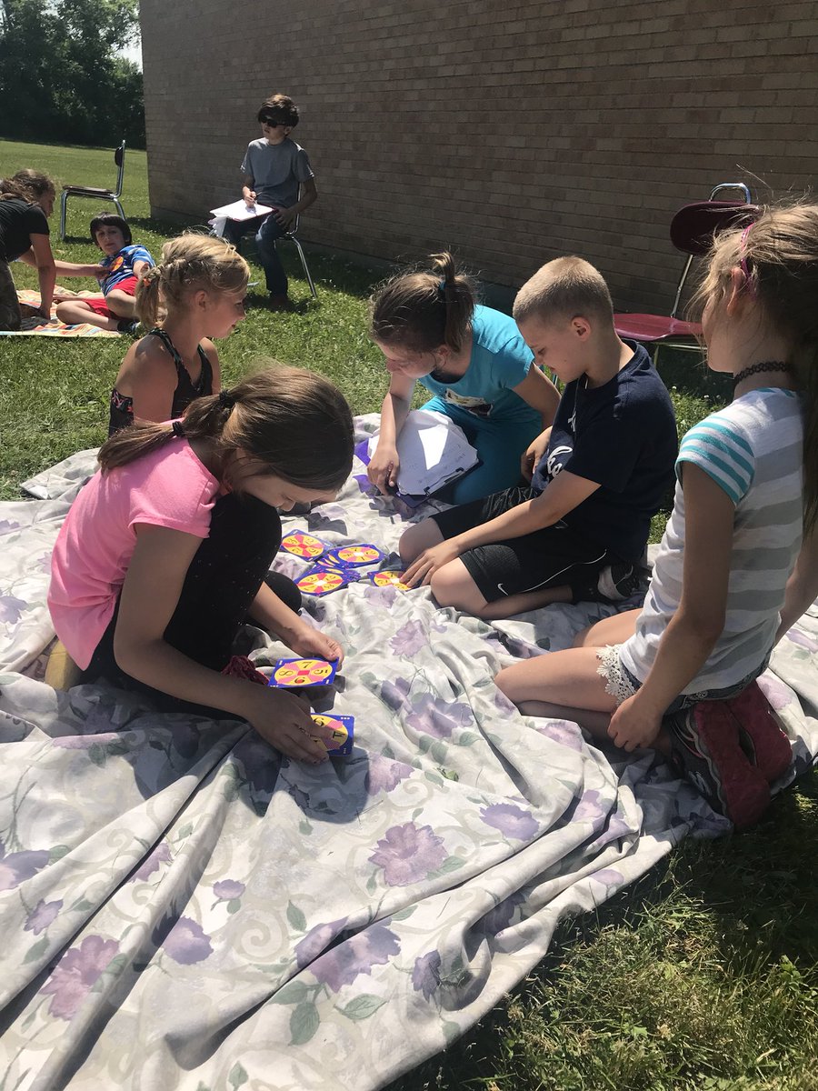 chardenbrook3rd's tweet photo. Math and movement-great way to end the week!! #bbbees #mathcarnival https://t.co/i5IWJWvM6u