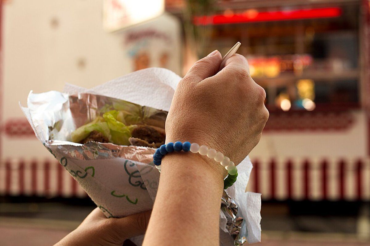 Supporting your community is easy when it means eating yummy street vendor food. Where's your go to spot? #eatlocal