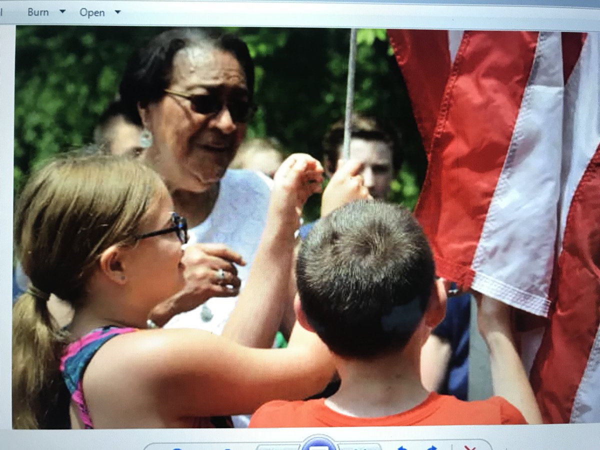 Bonnie K. tweet media