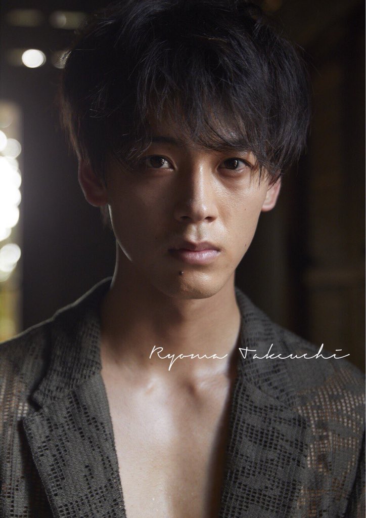 paanda_man's tweet photo. はぁ、、頑張るから行かせておくれヨ、、、、会いたひ
３年生になってから涼真にどっぷり浸かる時間がない、、
とりあえず写真集エロすぎ死亡 https://t.co/CZBUky9aCz