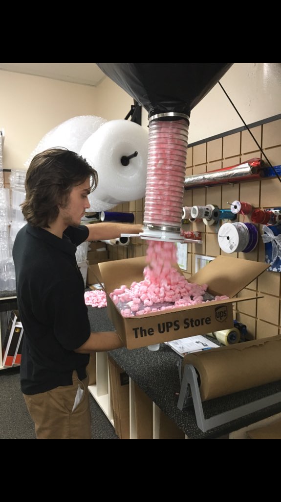 1851Ups's tweet photo. Priceless Fragile air-loom?or any day to day shipment that just needs extra support. Come on in to the UPS store our expert associates will pack and ship your box quickly an cost effectively! https://t.co/hdkfazNZjy
