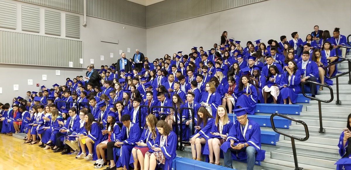 CoachCisneros's tweet photo. @LoboClassof2018 getting ready to head to Strahan Coliseum for graduation! @HaysCISD @LehmanHighLobos https://t.co/9krym74Kqt