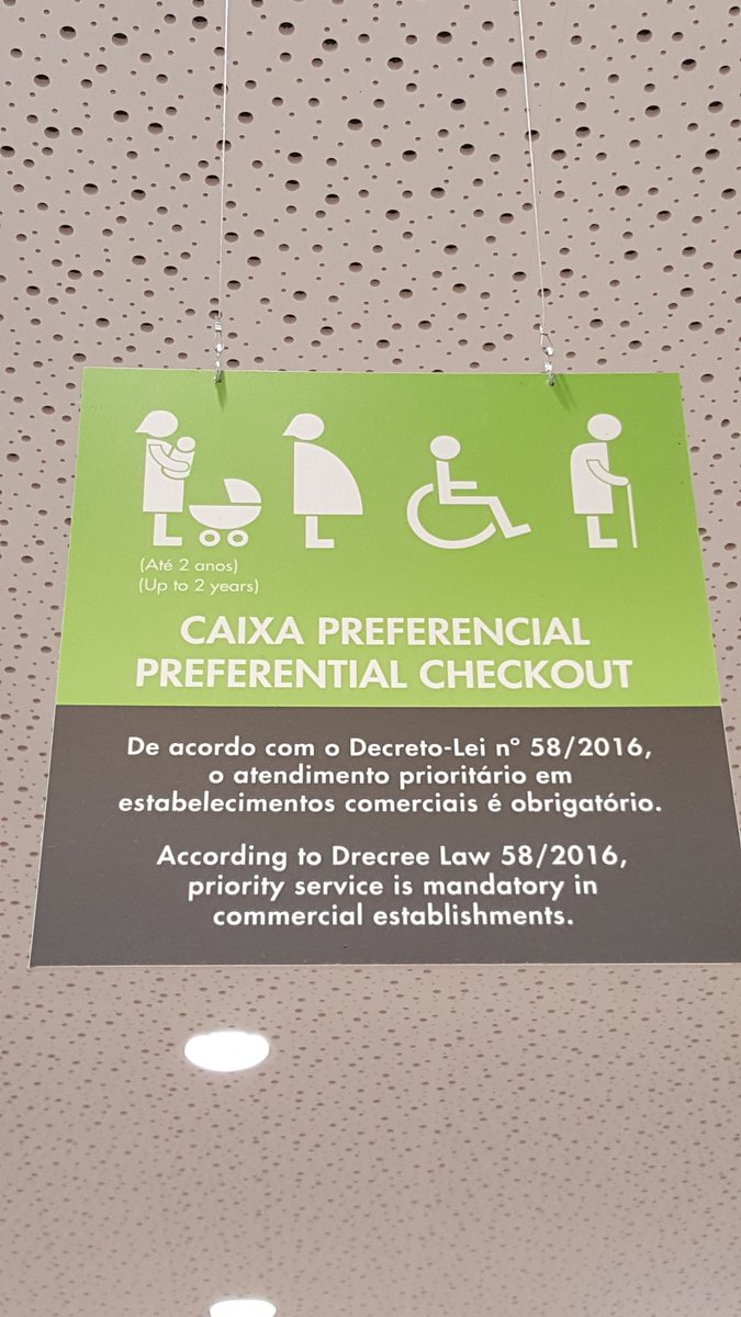 KLamontagneJDQ's tweet image. Fak au Portugal, ils ont adopté une loi qui fait en sorte que les femmes enceintes sont servies de façon prioritaire. Timing de feu 🤰❤🇵🇹 #babymoon #nolineup #travelportugal
