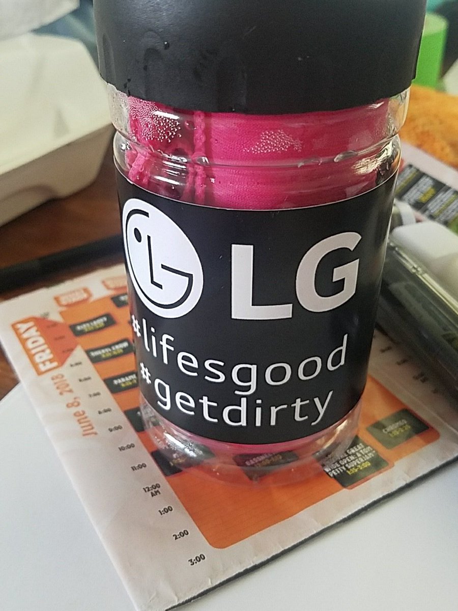 faithsarah's tweet photo. Thanks LG for taking good care of us at @Bonnaroo #lifesgood #getdirty #fahntooshfamily https://t.co/xQyN26Zdx8