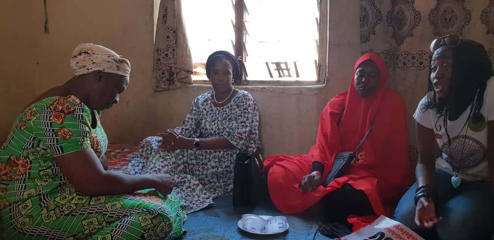 FlorenceOzor's tweet photo. #DocasYakubu
@BBOG_Nigeria spent Sit out today with #DocasYakubuParents
They are broken but hopeful
They are weak but strengthened in God.
They are determined and we are resolved to never stop holding @NGRPresident to his constitutional duty.
#BringBackOurGirls
#4Years2Long https://t.co/cDnpnJBIO2