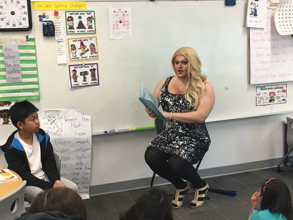 7StonesGSA's tweet photo. Thank you to our amazing guest readers today for #pridemonth #dragqueens #dragkings @7Stones_School @herridge_l @RegPublicSchool https://t.co/aCy8WWfe9R