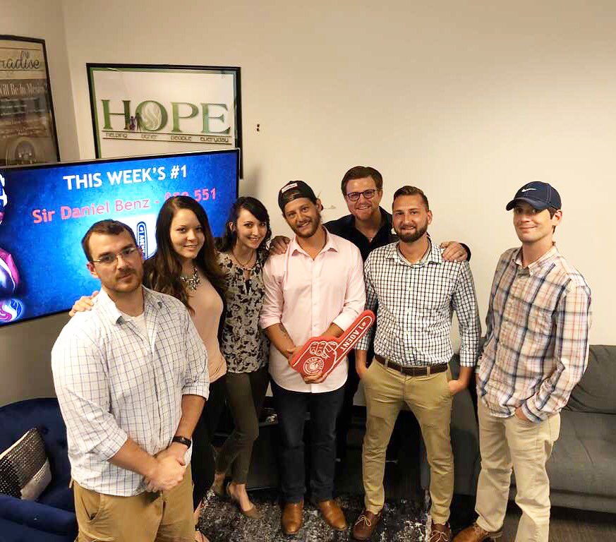 NickHiter's tweet photo. Congratulations to this week's #TeamHiter #1 agent and proud owner of a foam finger, Daniel Benz! (Surrounded by his amazing team)
#HiterUSHA #HiterApproved #ushalife #USHAStrong #togetherwerise #winner #circleofchampions #topagent #commandosquad #foamfinger https://t.co/nNZSZ5xGtz