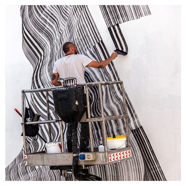 hookedblog's tweet photo. Italian artist @never2501 at work on his mural in the Southern Italian town of Civitacampomarano for the @cvtastreetfest, curated by artist @alicepasquini:
.
.
.
#never2501 #hookedblog #hookedblogontour #streetartphotography #Civitacampomarano #italy #c… https://t.co/rY4xHUq6Yx https://t.co/JpseobbM9E