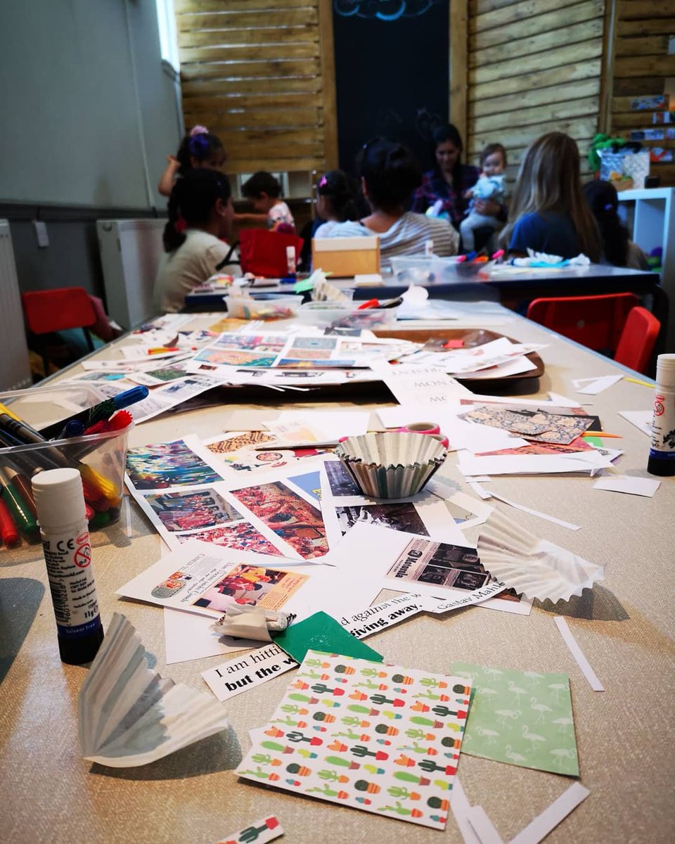 FreshGroundSE9's tweet photo. Fantastic to have @prag_artiday and @ElRecreoLondres lead a brick making workshop today for #bricksonthewall #thewallproject @ElthamArts #creativecommunity #communitycafe https://t.co/GMf2GvGfld