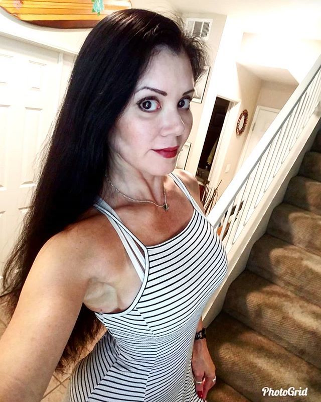 StaceyNaito's tweet photo. Cardio and lifting done, completed a few chores, and am now showered up and ready to tackle an afternoon project, take a few business calls, and then two yoga classes with my dear friend @sandi.l.benz 😊💪👍💜 #selfietime #spirit #lifestuff #mojo #ravenh… https://t.co/R6xT1O3hQf https://t.co/OzLXzIC0TG