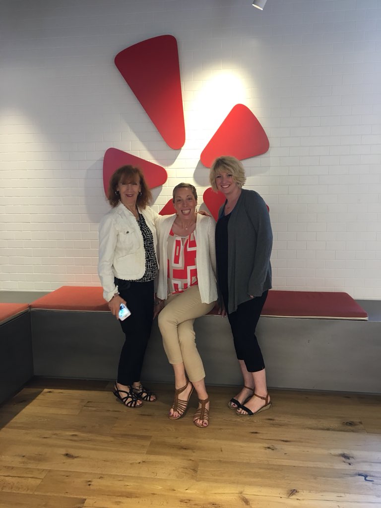 MelanieVallone's tweet photo. Great time @Yelp today! #EACE18 #ProfessionalExchange @YelpCareers #5StarCareer #professionaldevelopment @DSUCareer @DsuKathy @DSUkrys https://t.co/QK3OIzktCw
