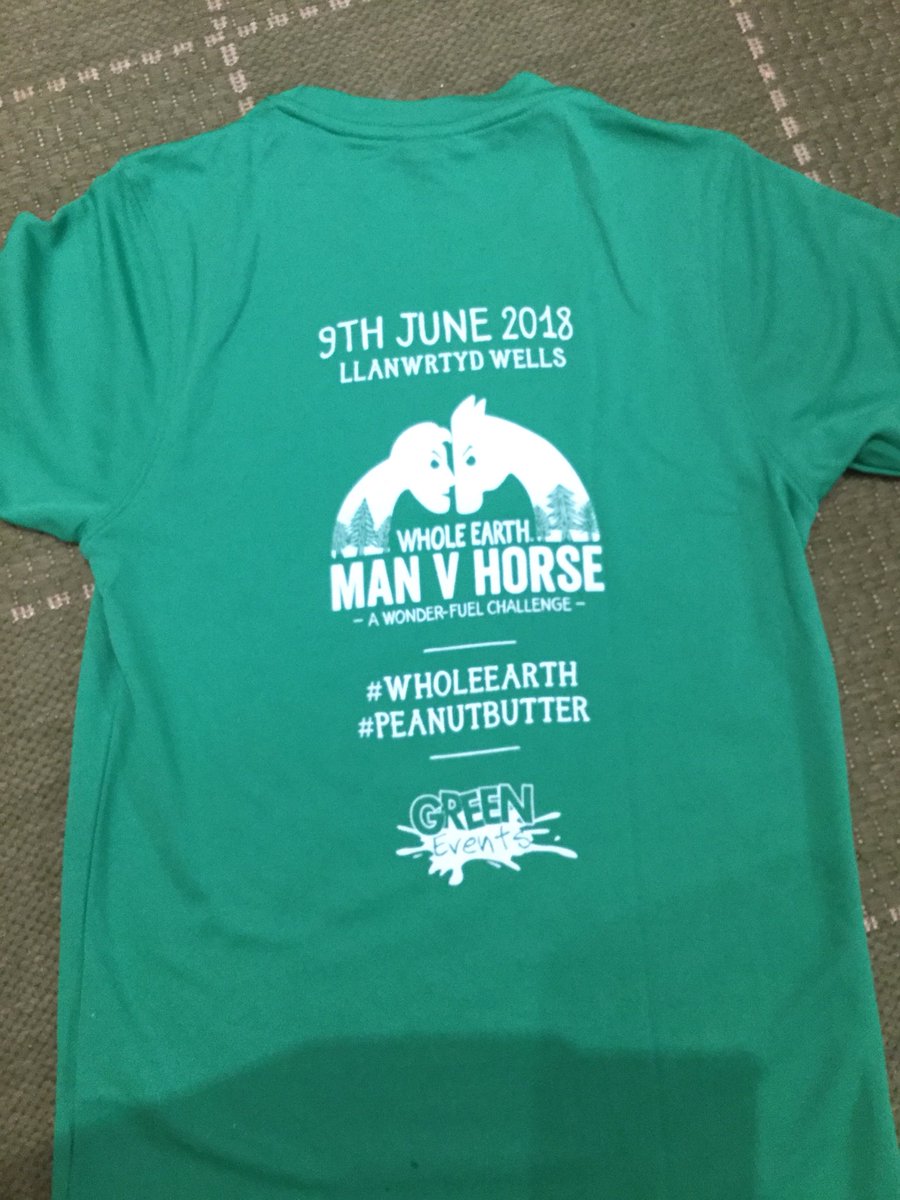 MelanieGraham5's tweet photo. Picked up my number and t shirt and as always the cat has to be involved #ManvHorse #solorunner #localrunner #endurancerunner #wholeearthpeanutbutter https://t.co/wroHh8T30Y