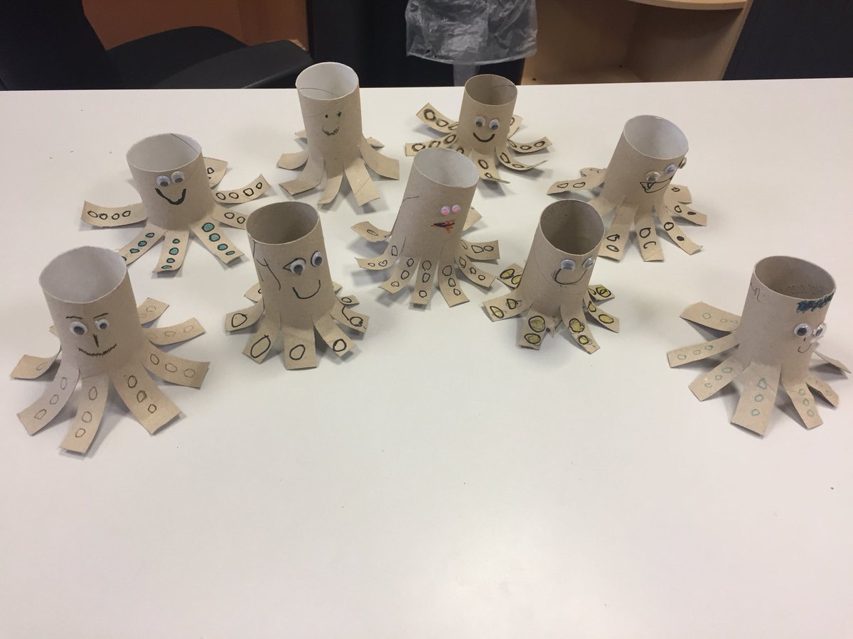 Anchor fun making octopuses tonight @ 1st Chesham #boysbrigade