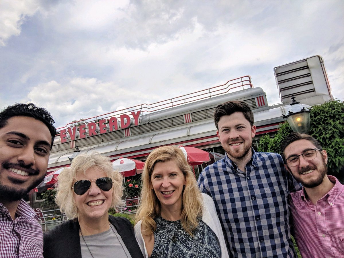 dinerdialogues's tweet photo. Another great #DinerStop in #HydeParkNY for #teamDidi #ilovemydistrict #EvereadyDiner https://t.co/5FxQDafEUI
