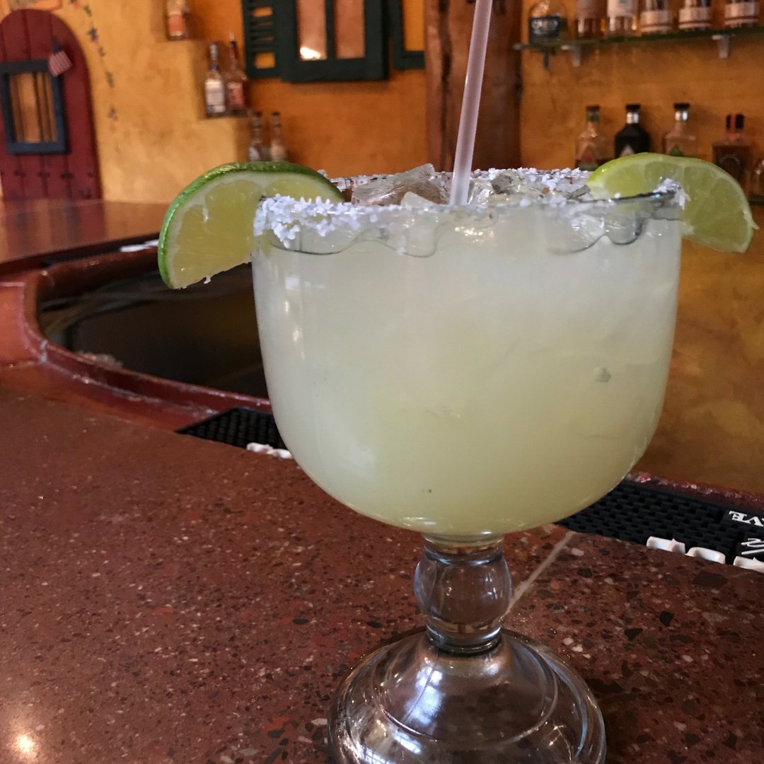 Merry_Piglets's tweet photo. When you're feelin' good cuz it's a Friday.
.
.
#Friyay #Vibes #Margs #Tequila #Friday #TGIF https://t.co/YMTKzKClzO