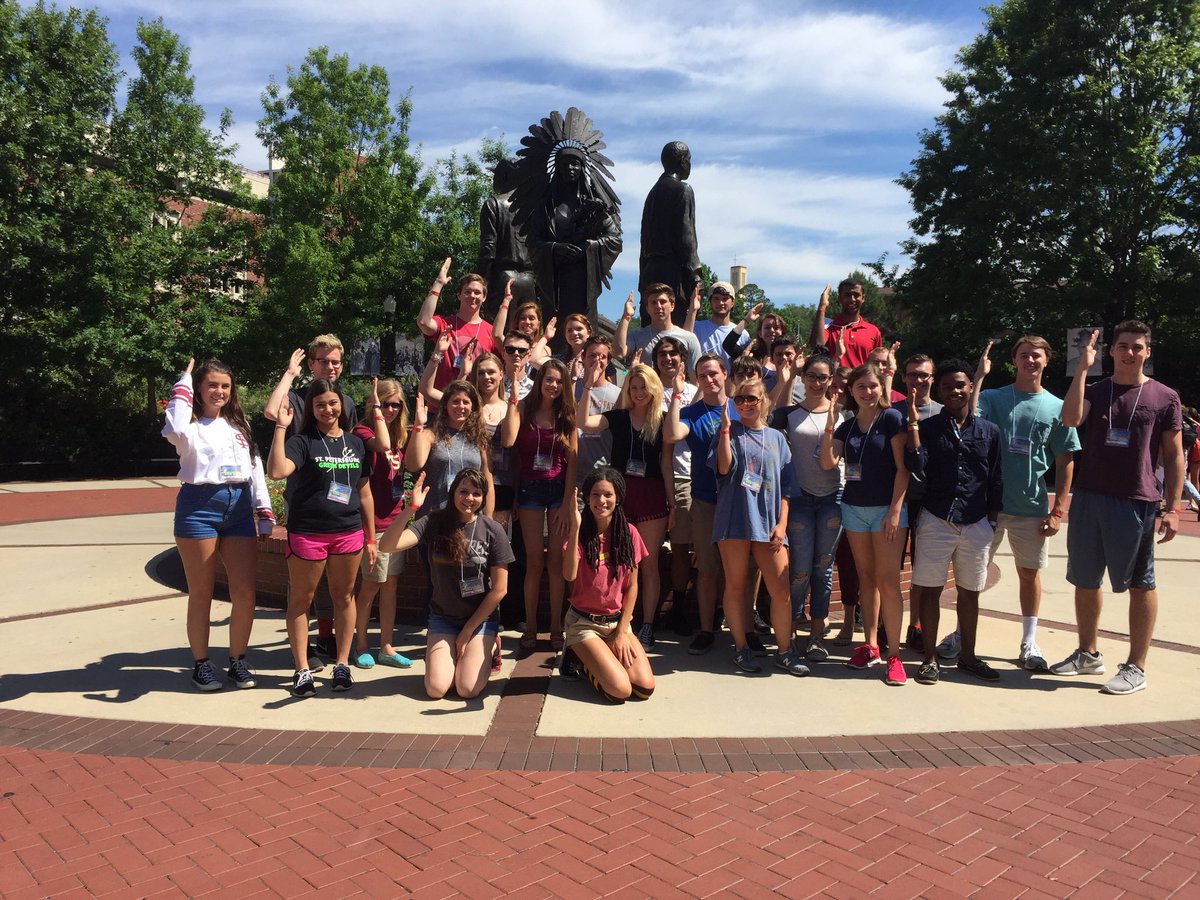 AddlynTeague's tweet photo. How was this two years ago? #orientation #fsuorientation https://t.co/6NK6hdNo1B