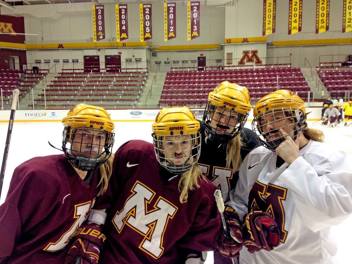 Minnesota Women's Hockey tweet media