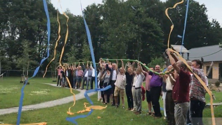 RTVDrenthe's tweet photo. Midden-Drenthe is na vandaag de eerste grote gemeente met 100 procent glasvezeldekking. Maar vanzelf ging dat niet https://t.co/2Ce6Dkaj0l https://t.co/2hFvySAXsE