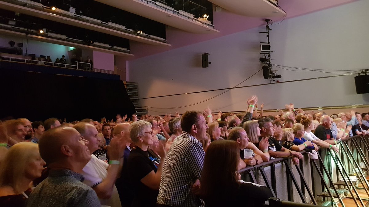LboroTownHall's tweet photo. And your headline act for tonight...@FromtheJam1 rocking Town Hall! #livemusic #Loughborough https://t.co/fFmcD2nzb4