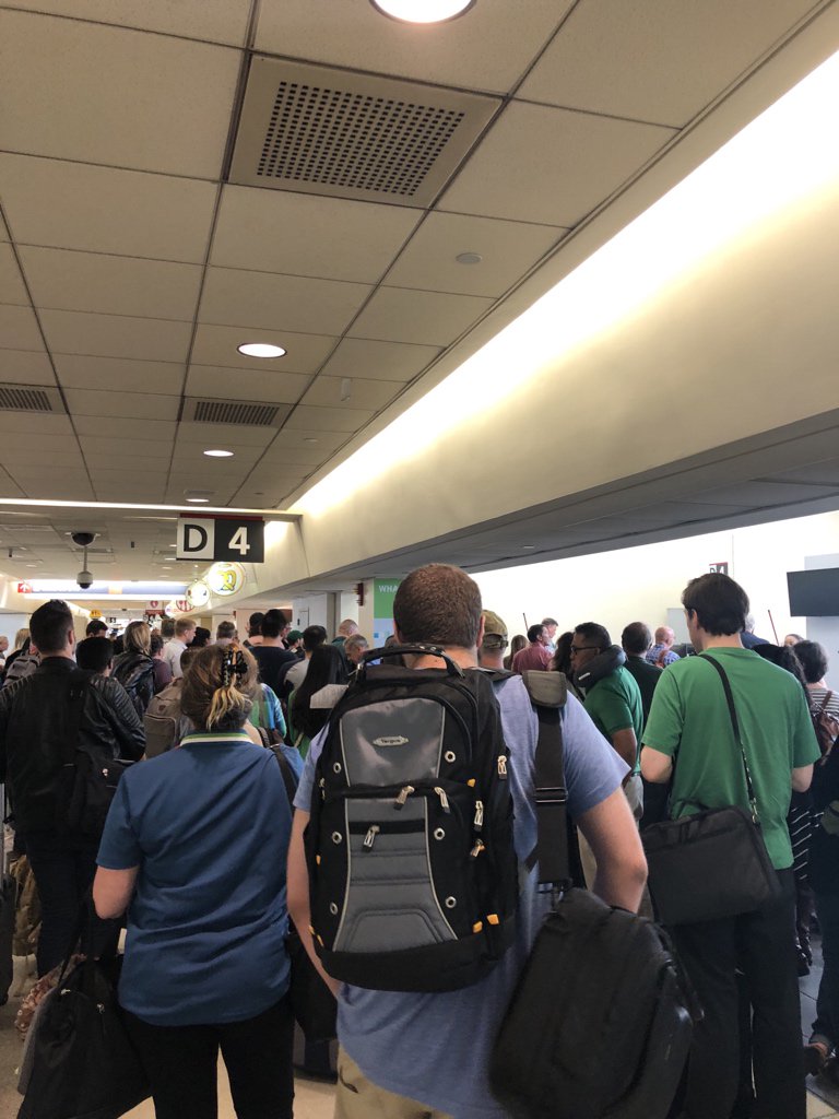 iFred's tweet image. #KPHL 🛫🛬 #KSEA #iflyalaska