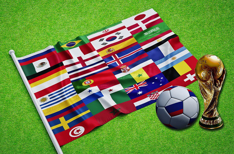 hoshcoding's tweet image. أرشح منتخب السعودية للفوز بكأس العالم روسيا 2018 goo.gl/5EqNhX
#السعوديه_المانيا #football  #كاس_العالم_مع_تطبيق_تصويت