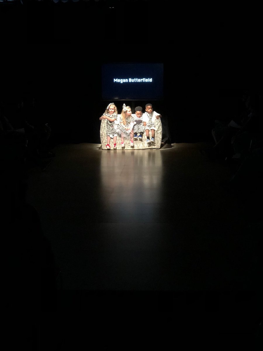 NathanKellyEdu's tweet photo. What an awesome Graduate Fashion Show 2018! And this lot stole the show by a mile! @BdSchoolofArt @CreateIndBD @BradfordCollege #inspired #studywithus https://t.co/CwTvFZqY0B
