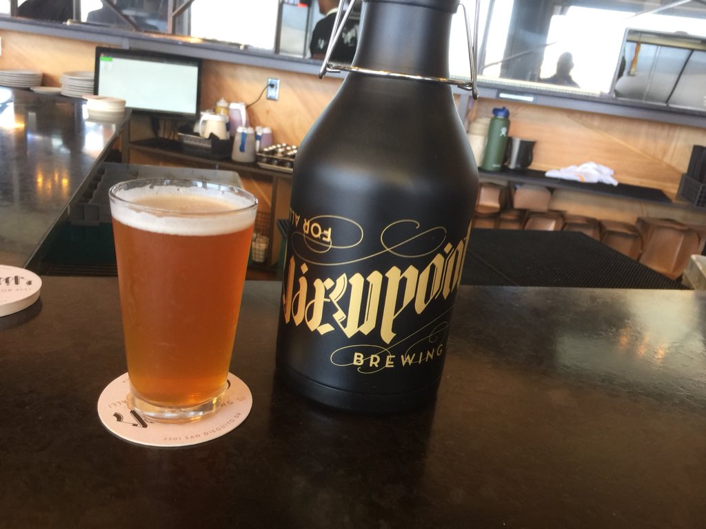 RJellyman's tweet photo. Although growler has Midnight Mocha Stout, the beer is San Dieguito French Saison.
Beer has short-lived soapy head with an almost orange gold color. The aroma is straight outta your favorite Belgian beers. 5.8% ABV, 29 IBU. Mouthfeel is earthy & citrus. #ViewPointBrewing https://t.co/k1TwtJWykz