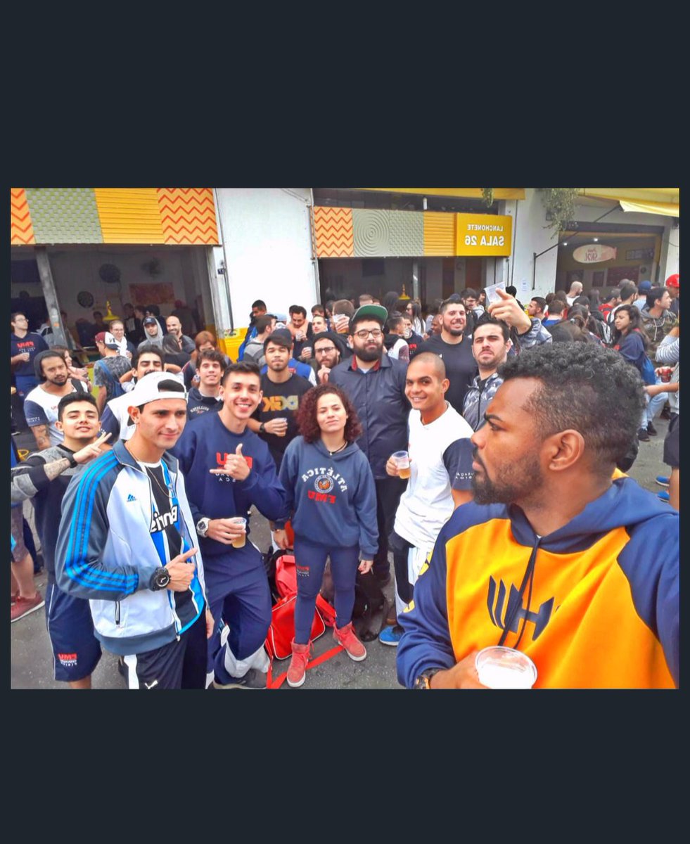 pefreitas3's tweet photo. como essa turma foi unida não é brincadeira. E o ciclo está chegando ao fim. A saudade dessa sala vai bater forte. Do primeiro ao oitavo. União com certeza faz a força. Eterna TURMA C #EDFPORAMOR #VEMCREF ☝️❤ https://t.co/AcVZdkjUdq