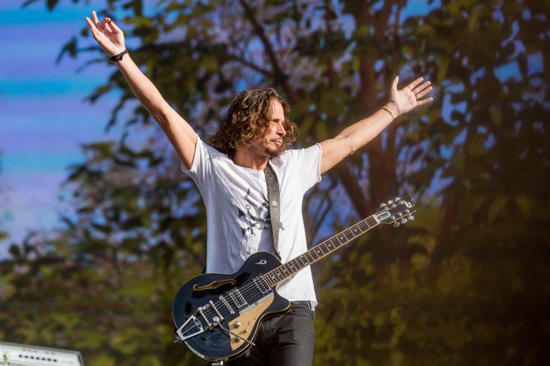 Chris Cornell tweet media