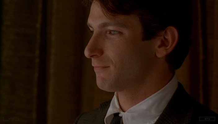 Dan Futterman is now 51 years old, happy birthday! Do you know this movie? 5 min to answer! 