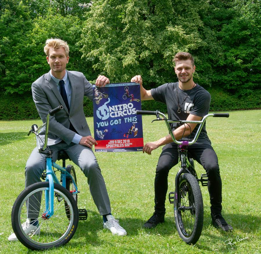 TMM_Media's tweet photo. #RubenVanGucht demonstreert 9 december z’n #BMX -tricks tijdens #NitroCircusLive https://t.co/8mtIBI21RB @NitroCircus @rvangucht @HouseOfEntert @GREENHOUSE_TLNT #tellmemore #tmm https://t.co/iwQ4MI3QuJ