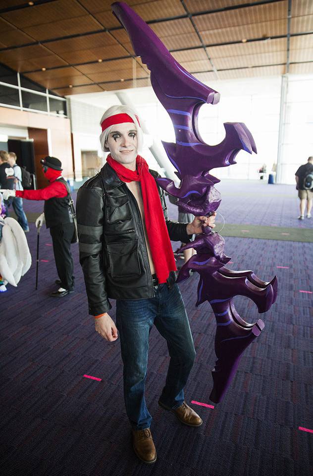 Cosplay Tutorial on X: "Varus Bow Design for League of Legends Cosplay  Tutorial by: Chris Zimmitti Tutorial Link: https://t.co/5MMfn0Ew8Q  https://t.co/ngkpTTCngl" / X