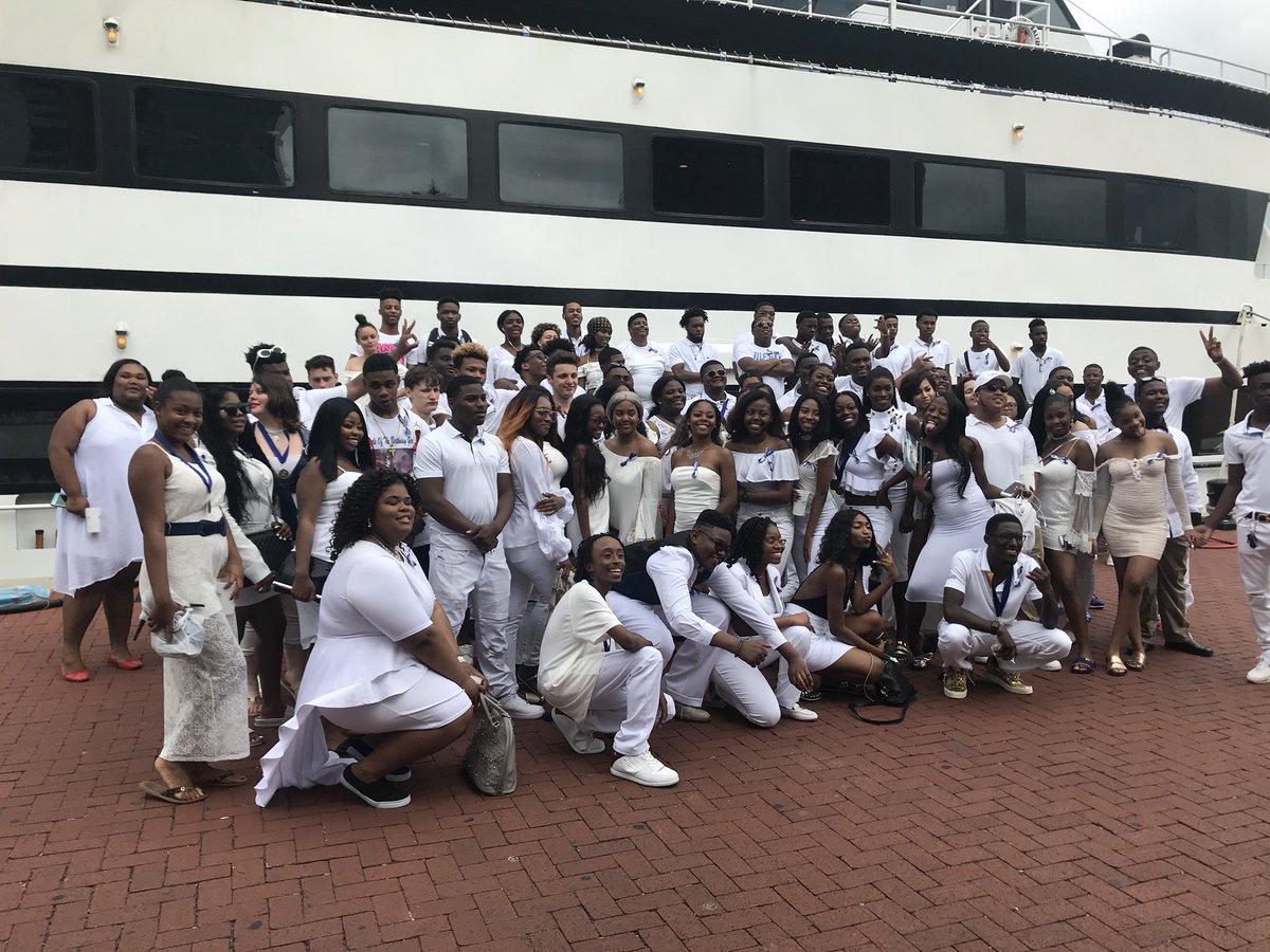 Class of 2018! We can’t wait to see you walk across that stage on Sunday! #graduation2018