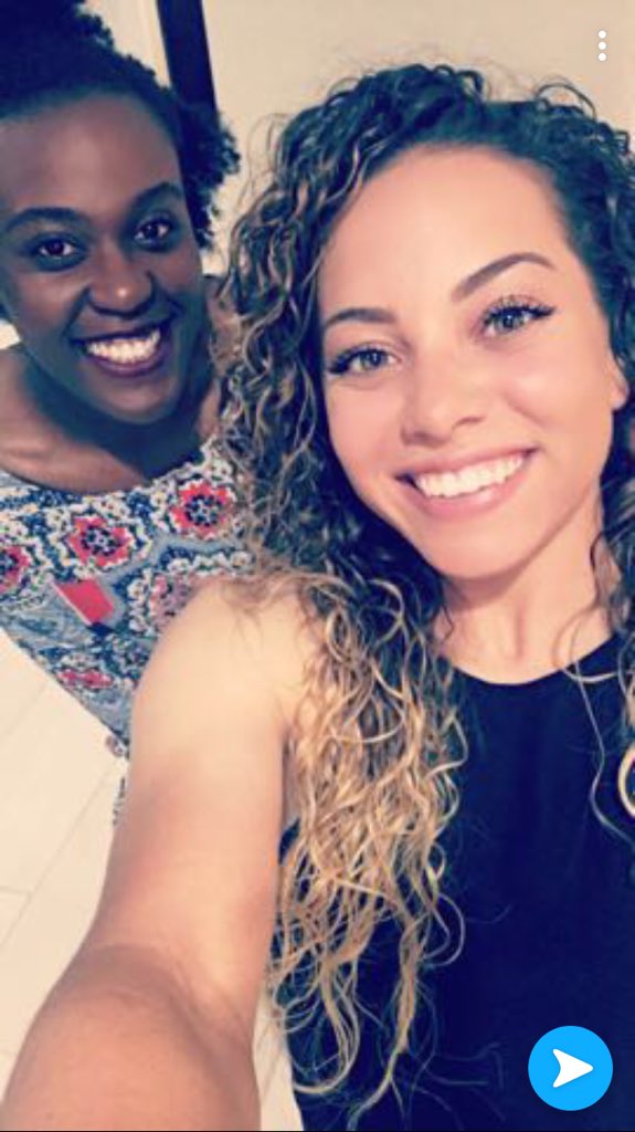 baylea 💕 tweet media