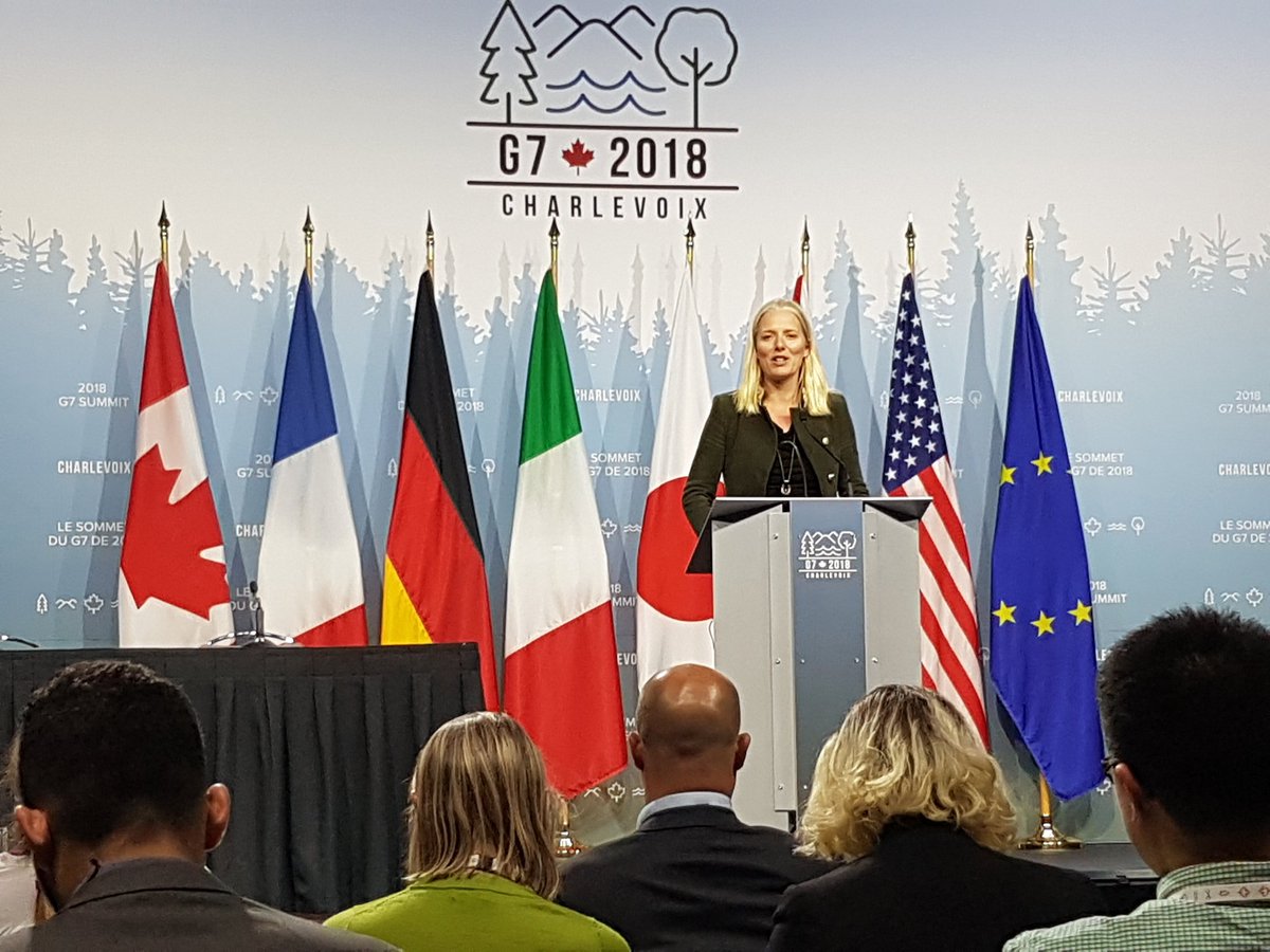 AmberMinnings's tweet photo. We may have more plastics than fish in our oceans by 2050 - we can do better, says Minister of Environment &amp; Climate Change @cathmckenna at #G7Charlevoix. I agree! Let's say #Hello2030 to a more sustainable world https://t.co/Uyw6gTYoul https://t.co/J43RptCnNI