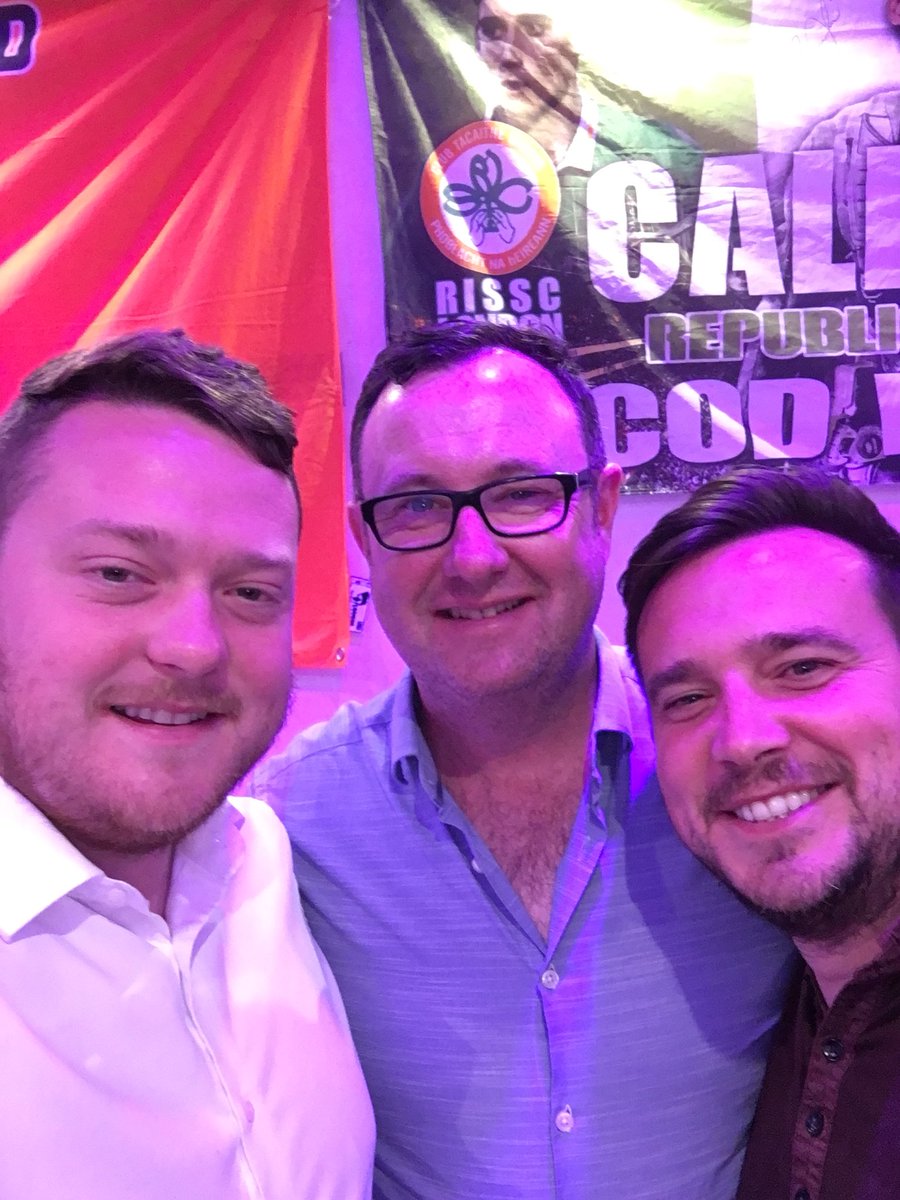 coachworldguide's tweet photo. Great night with @Rissclondon and @TonyCascarino62 - @trevdaq has promised me a £50 free bet with 50 retweets! Lets make this happen @racingblogger #worldcup #freebet #football #betdaq https://t.co/B6TNffZyCm