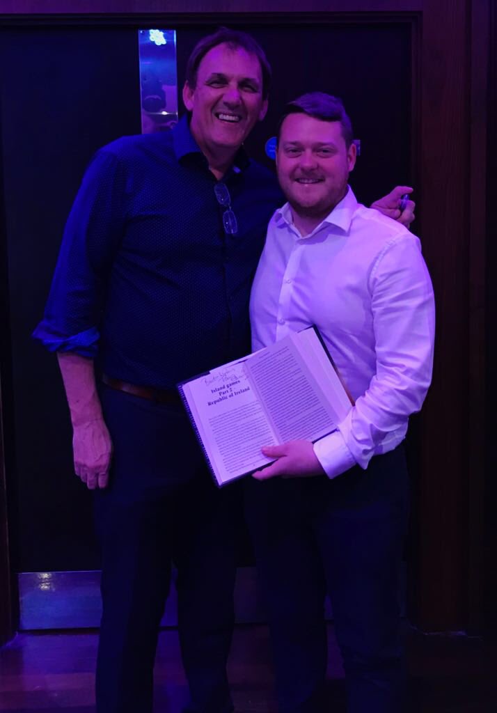 coachworldguide's tweet photo. Great night with @Rissclondon and @TonyCascarino62 - @trevdaq has promised me a £50 free bet with 50 retweets! Lets make this happen @racingblogger #worldcup #freebet #football #betdaq https://t.co/B6TNffZyCm