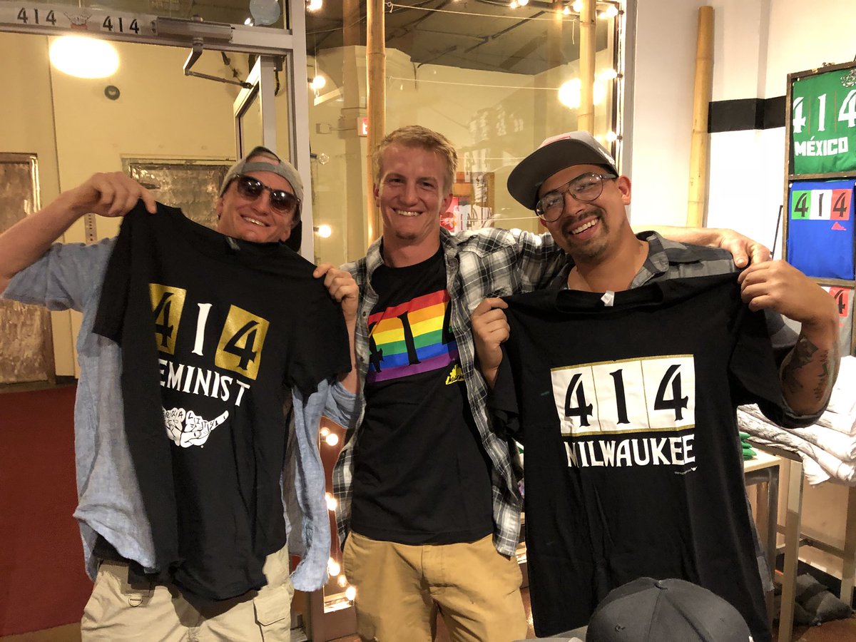 toomuchmetal's tweet photo. All the way from Arizona to celebrate @mkepride Fest. Welcome !! #414everyone https://t.co/Tt1svuu9m7