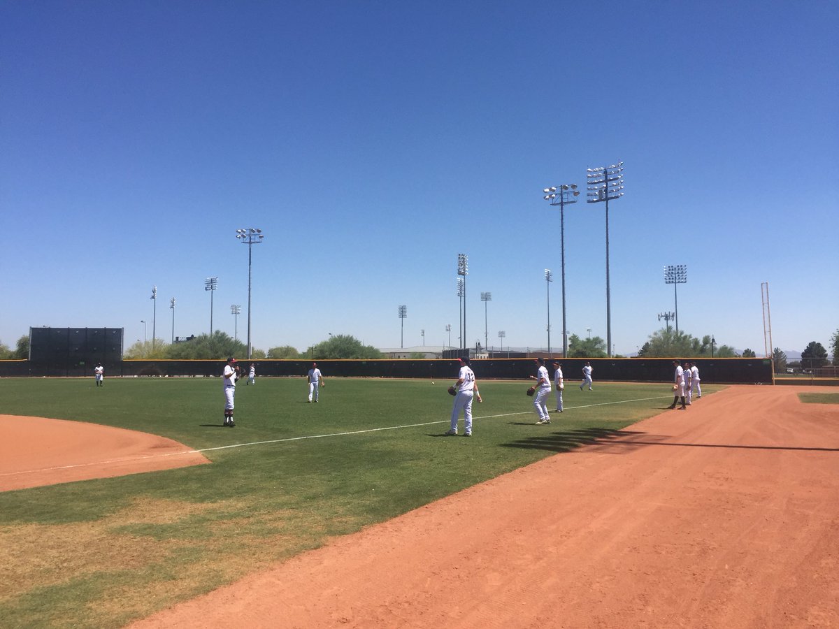 Getting the weekend started here at <a href="/WilsonPremierBB/">Wilson Premier</a> in AZ!!