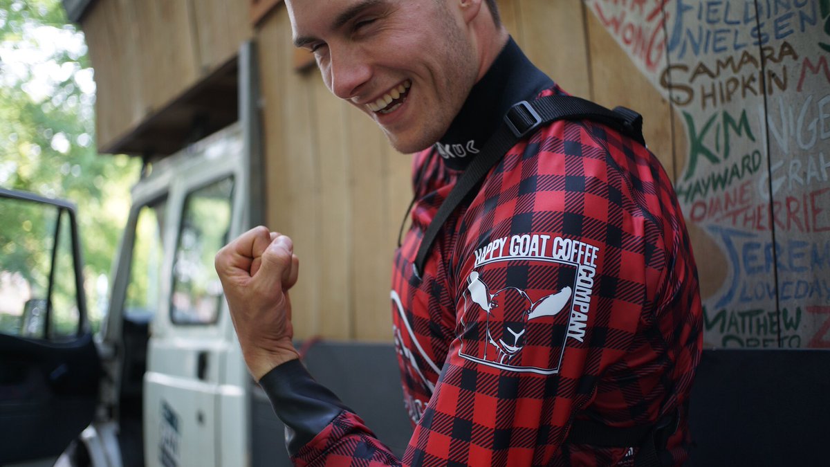 liamsmedley__'s tweet photo. 2018 #SmedleyCanoe Racing Kit also supported by @happygoatcoffee #GoatsOnBoats #TeamCanada https://t.co/XQp1CfWMfc