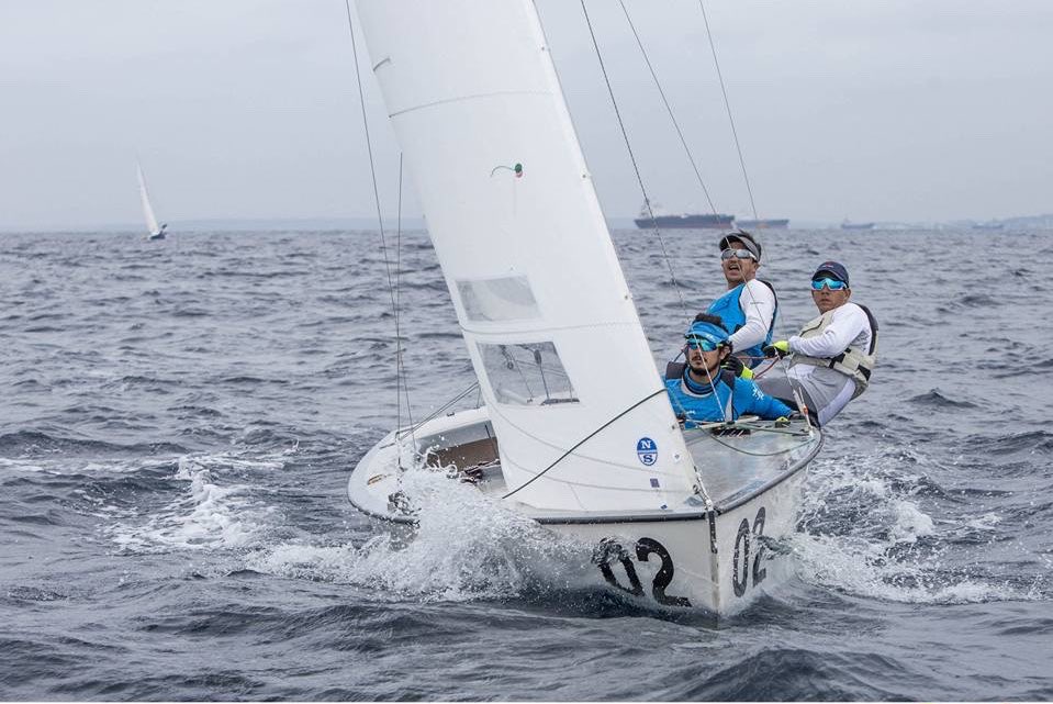 fevelaecuador's tweet photo. ¡Los lightning se preparan para su selectivo al Norteamericano que comienza este 10 de Junio! ¡Suerte a todas las tripulaciones! 

#lightning #selectivo #vela #ecuador #lightningclass https://t.co/nLOkrqQSbU
