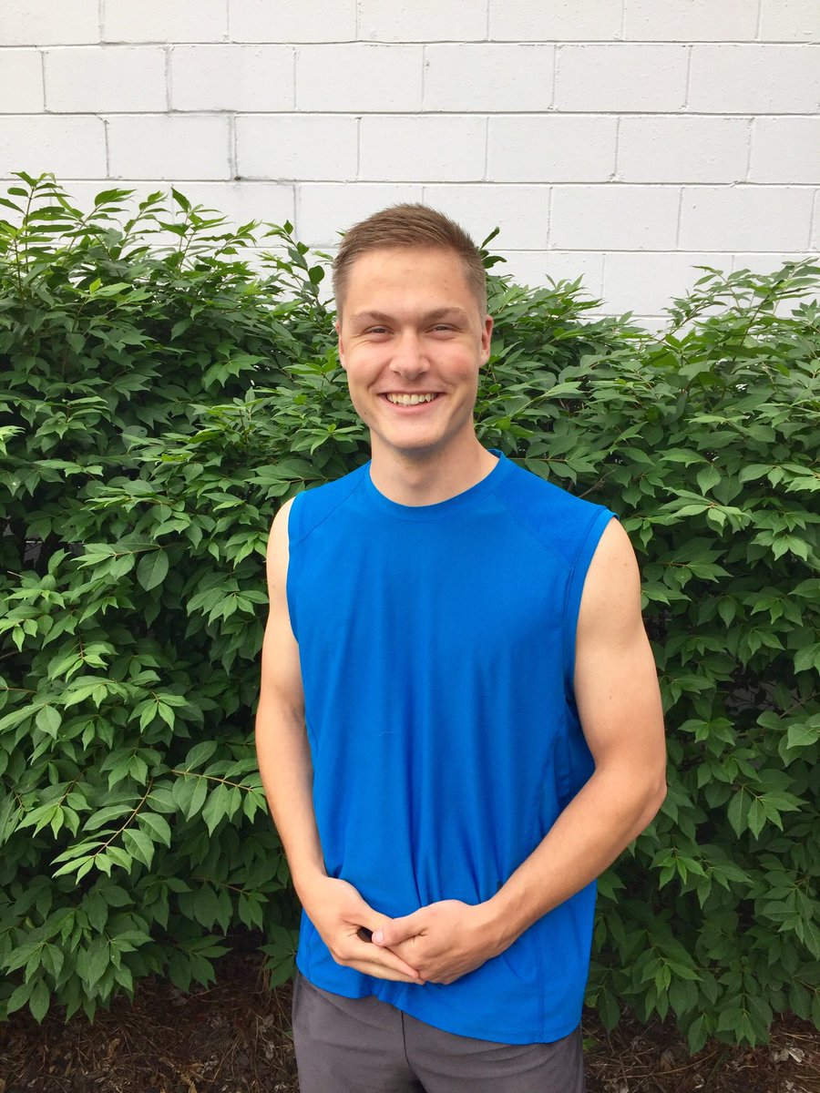 FCSDAcademy's tweet photo. More Academy grads...
28 - Reanna Wolfe
29 - Dylan Deborde
30 - Matt Schmitz
31 - Lora Eisenberg
🎓🎓🎓Congratulations!!!🎓🎓🎓#operation50 
#graduation2018 https://t.co/oMHHHzYLMI