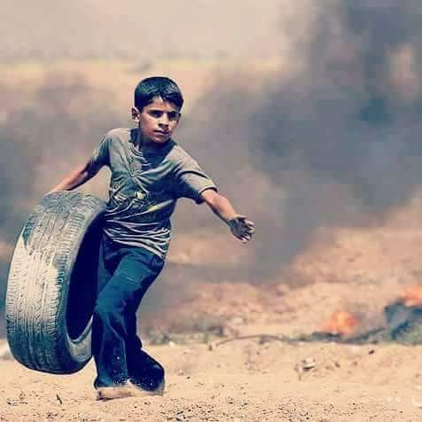 HerNameIs_Bea's tweet photo. What goes through the mind of a sniper when he sees this young boy? It can't be a fear for life. Neither a necessity to aim for the chest.

Haitham was 14 yrs old &amp; he was murdered by Israel today. Murdered.

#ICC4Israel they are #WarCriminals!

#Gaza #GreatReturnMarch #Palestine https://t.co/EURgvnFxC1